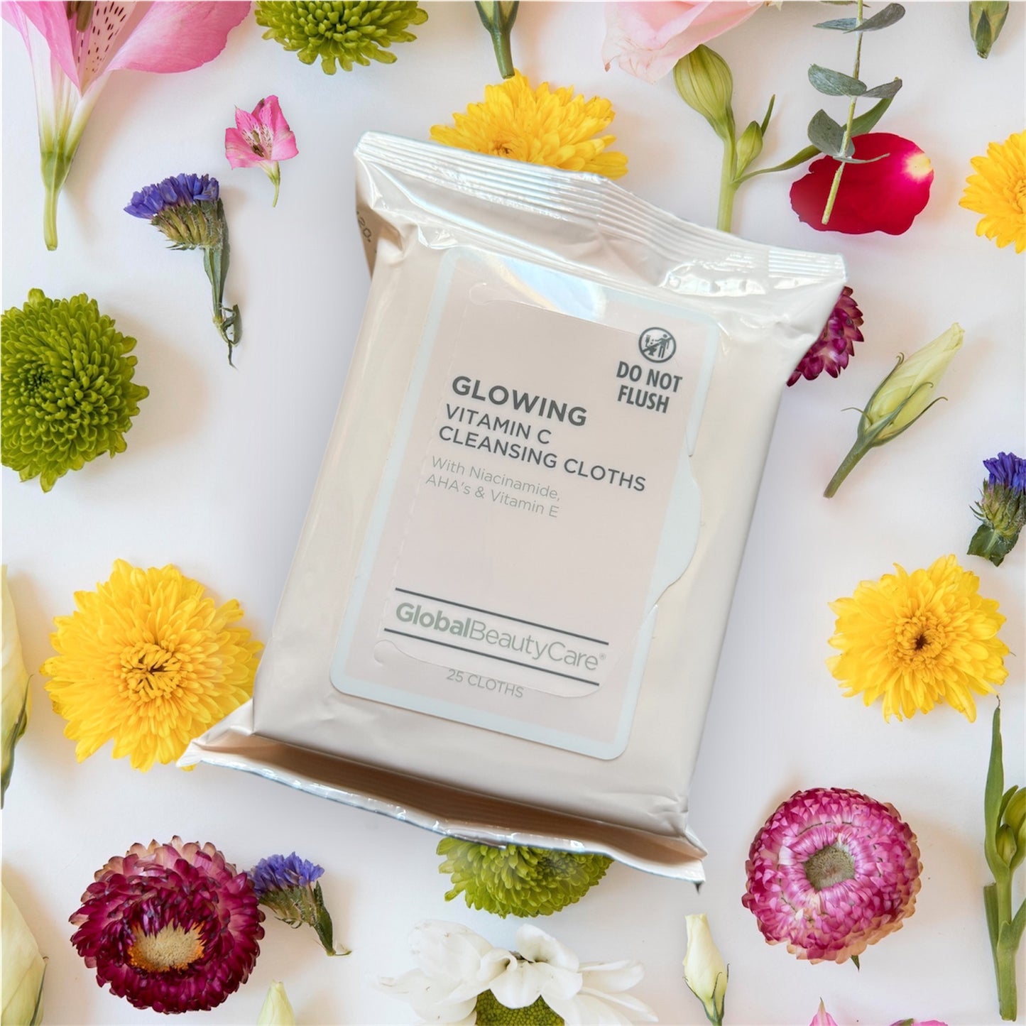 Glowing vitamin C cleansing cloths